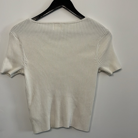 H&M Ribbed Knit Open-Loop Top - Picture 4 of 6